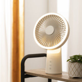 扇風機、ＬＥＤライト、モバイルバッテリー ３つの機能を融合！ 充電式　ＬＥＤ マルチポータブルファン ＤＦ－Ｔ２２３３
