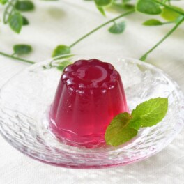 ４つのミネラルこれ１つ 巨峰＆プルーン ブレンドゼリー