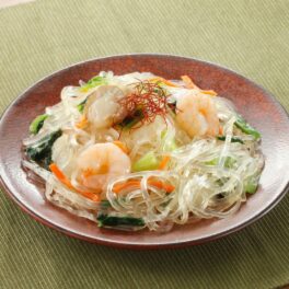 海鮮入り 具だくさん！ もちもちチャプチェ