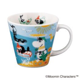ムーミン ムーミン谷の四季 を描いた 日本製　マグカップ