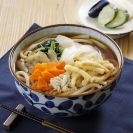 鈴なり 国産小麦使用 ６種の具材入り けんちんうどん