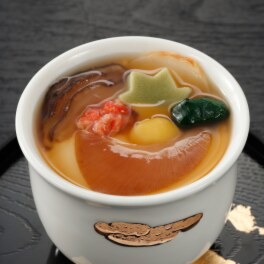 豪華！フカヒレ餡付 海鮮茶碗蒸し