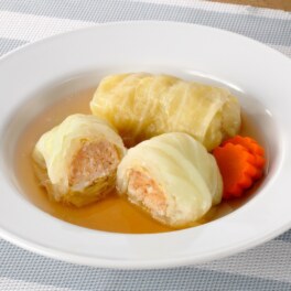 濃厚な旨み！ やまと豚使用の ロールキャベツ
