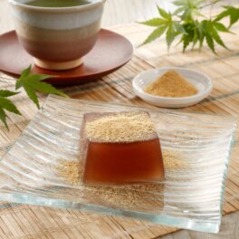老舗和菓子屋の 三代目がつくる 小倉本葛もち