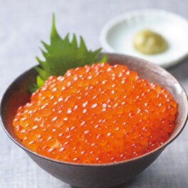 富洋物産 北海道オホーツク産 とろける旨さ いくら醤油漬け （２００ｇ）