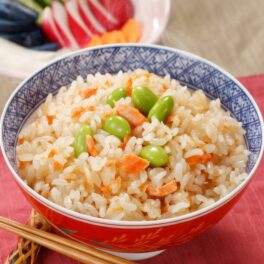 「賛否両論」笠原将弘 紅鮭と枝豆のおこわ